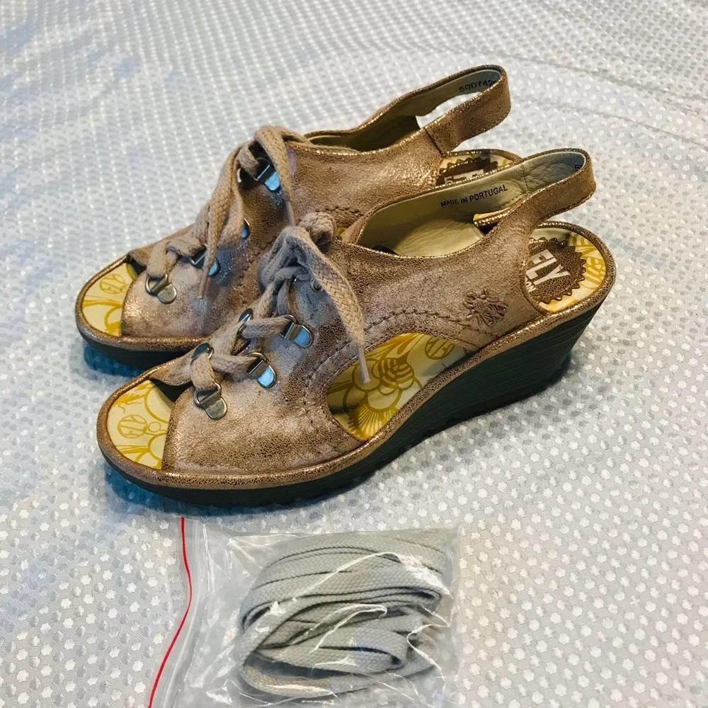 Fly‎ London Wedges